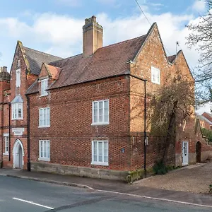 Airfield Manor Country house